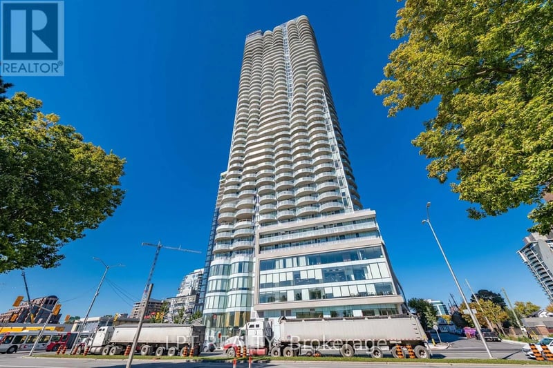#1009 805 Carling Avenue, Ottawa, Ontario, K1S5W9, Ottawa, Ontario — photo 1 of 5