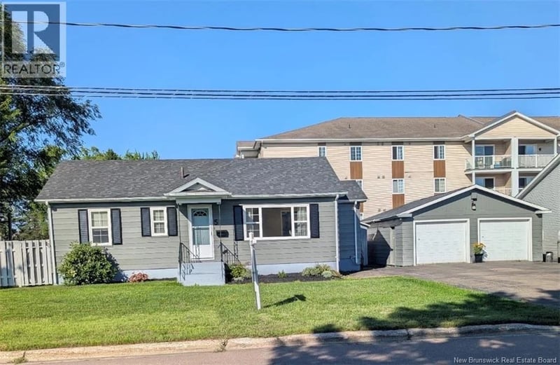 5 Wentworth Drive, Riverview, New Brunswick, E1B2T4, Riverview, New Brunswick — photo 1 of 5