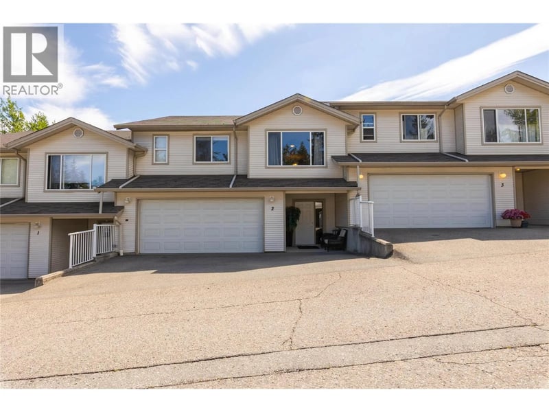 #2 171 17 Street Southeast, Salmon Arm, British Columbia, V1E1P8, Salmon Arm, British Columbia — photo 1 of 5