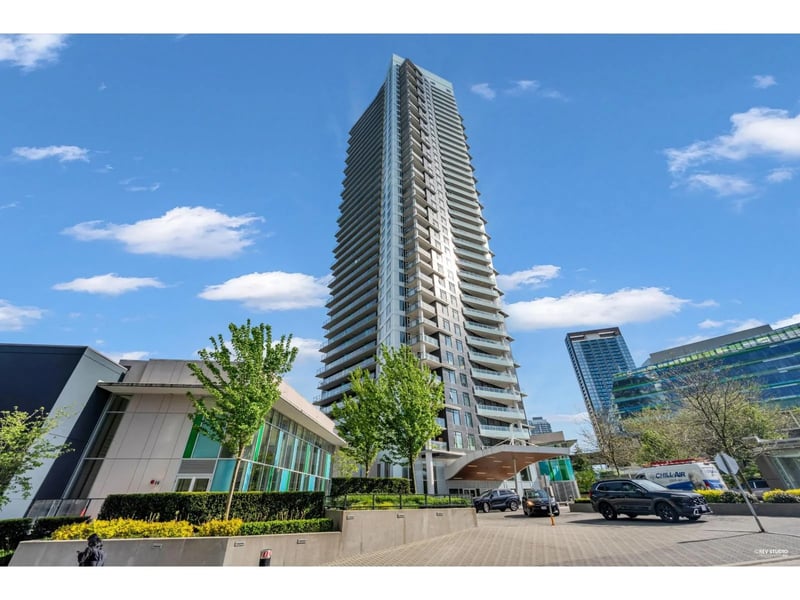#3106 9887 WHALLEY Boulevard, Surrey, British Columbia, V3T0P4, Surrey, British Columbia — photo 1 of 5