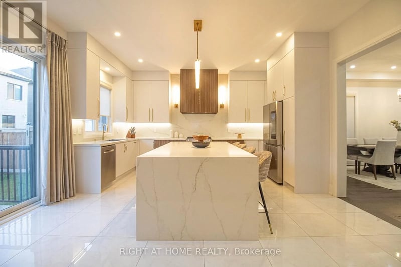 43 Longworth Avenue, Richmond Hill, Ontario, L4E1J2, Richmond Hill, Ontario — photo 1 of 5