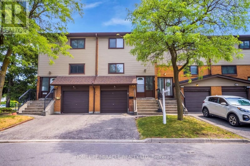 25 Carleton Place, Brampton (Bramalea West Industrial), Ontario, L6T3Z4, Brampton (Bramalea West Industrial), Ontario — photo 1 of 5