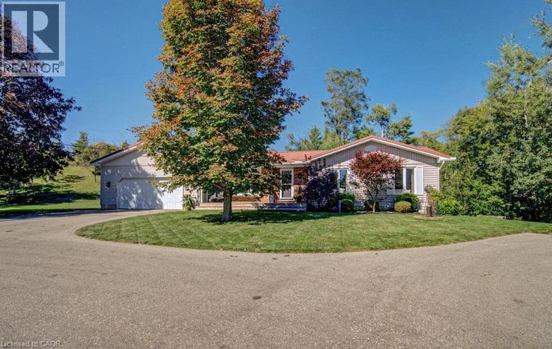 108 LAKE Road, Puslinch, Ontario, N3C2V4, Puslinch, Ontario — photo 1 of 5