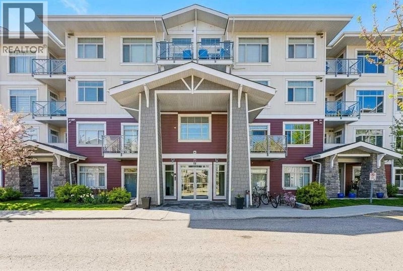 16 Auburn Bay Link Southeast, Calgary, Alberta, T3M1Z6, Calgary, Alberta — photo 1 of 5