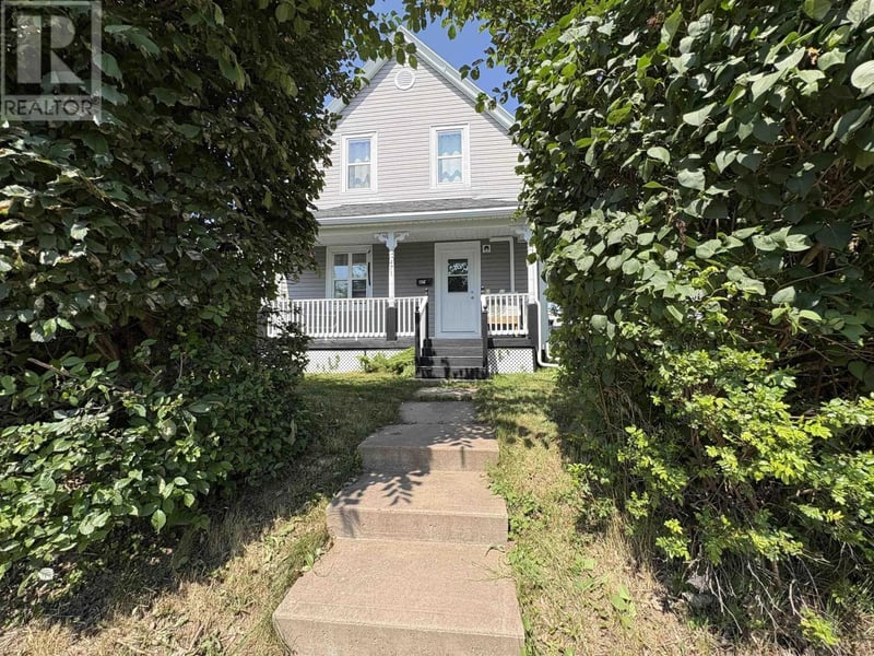 471 South Albert Street, New Glasgow, Nova Scotia, B2H3W1, New Glasgow, Nova Scotia — photo 1 of 5