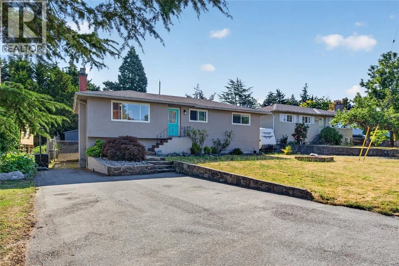 4257 CAREY Road, Saanich, British Columbia, V8Z4H1, Saanich, British Columbia — photo 1 of 5