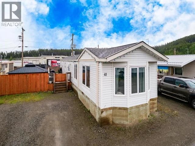 41-4 PROSPECTOR ROAD, Whitehorse, Yukon, Y1A5G5, Whitehorse, Yukon — photo 1 of 5