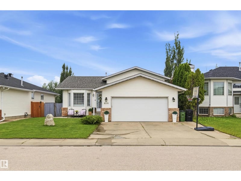 6224 162B AV NW, Edmonton, Alberta, T5Y2S1, Edmonton, Alberta — photo 1 of 5