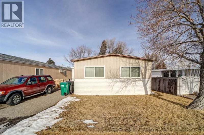1410 43 Street South, Lethbridge, Alberta, T1K3S5, Lethbridge, Alberta — photo 1 of 5