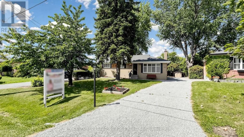 14 Winlaw Place, Markham (Markham Village), Ontario, L3P2C6, Markham (Markham Village), Ontario — photo 1 of 5