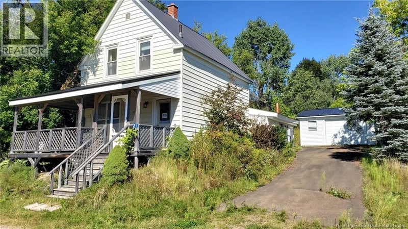 21 Clifford Street, McAdam, New Brunswick, E6J1J7, McAdam, New Brunswick — photo 1 of 5