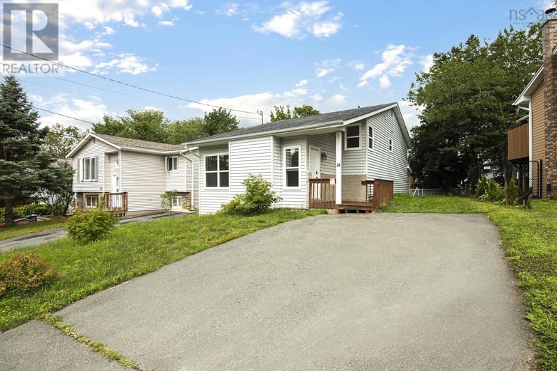 14 Noria Crescent, Sackville, Nova Scotia, B4E2L9, Sackville, Nova Scotia — photo 1 of 5