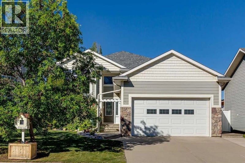 47 Webster Drive, Red Deer, Alberta, T4N7G4, Red Deer, Alberta — photo 1 of 5