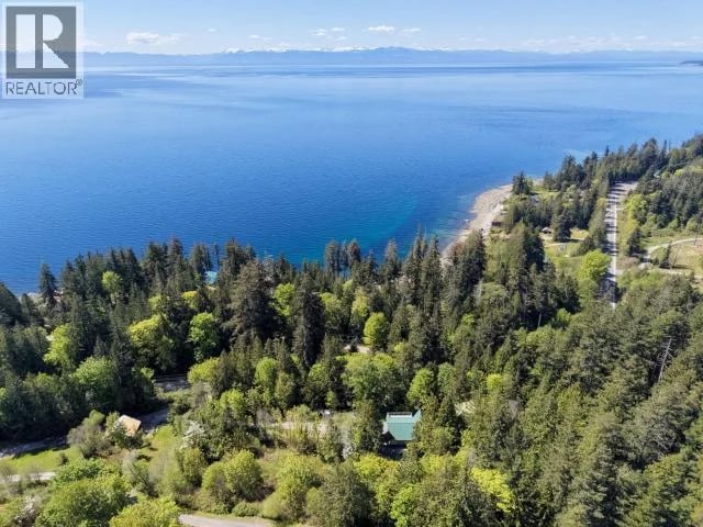 4070 HIGHWAY 101, Powell River, British Columbia, V8A4Z3, Powell River, British Columbia — photo 1 of 5