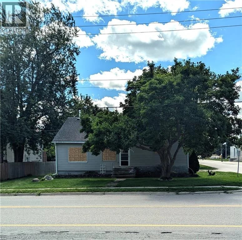 608 MAIN Street East, Listowel, Ontario, N4W2C7, Listowel, Ontario — photo 1 of 5