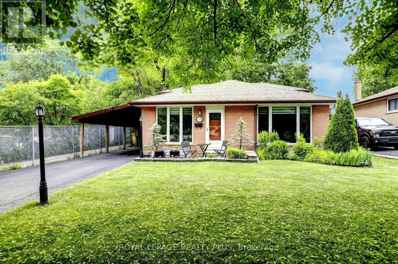 2694 Truscott Drive, Mississauga (Clarkson), Ontario, L5J2B7, Mississauga (Clarkson), Ontario — photo 1 of 5