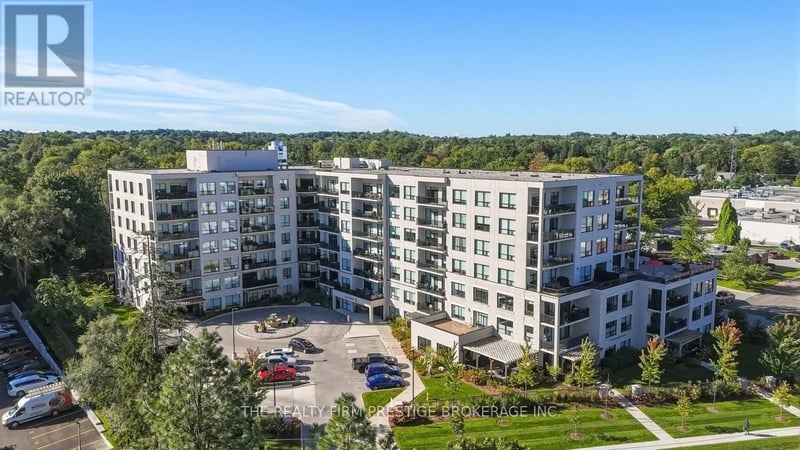 #414 1200 Commissioners Road West, London South (South B), Ontario, N6K1C7, London South (South B), Ontario — photo 1 of 5