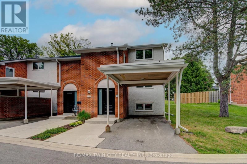 #4 417 Keats Way, Waterloo, Ontario, N2L5S7, Waterloo, Ontario — photo 1 of 5