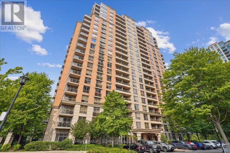 #511 5229 Dundas Street West, Toronto (Islington-City Centre West), Ontario, M9B6L9, Toronto (Islington-City Centre West), Ontario — photo 1 of 5