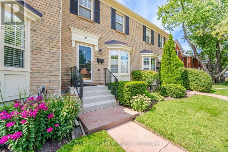 #8 2390 Woodward Avenue, Burlington (Brant), Ontario, L7R1T9, Burlington (Brant), Ontario — photo 1 of 5