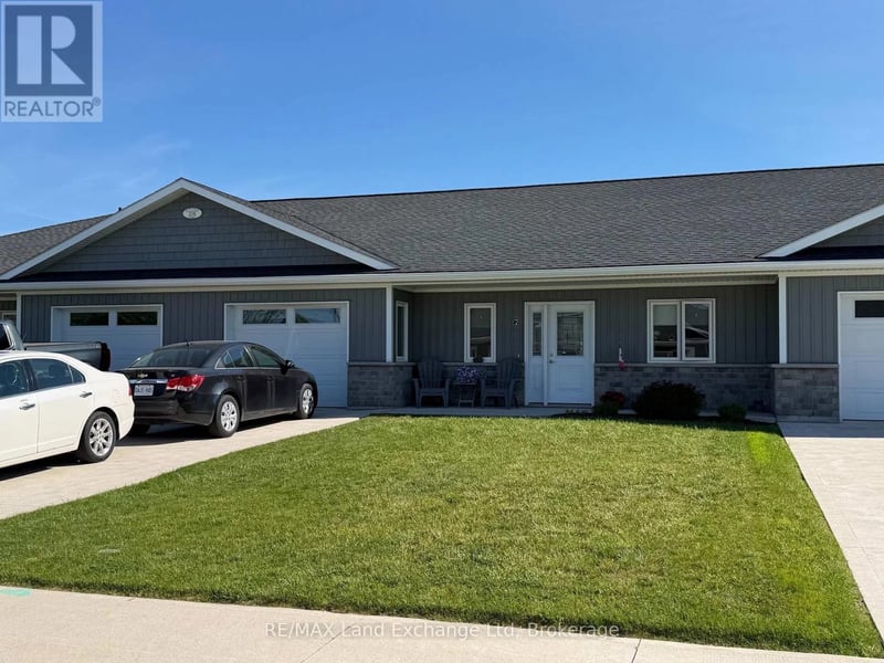 #2 206 Rutledge Street, North Huron (Blyth), Ontario, N0M1H0, North Huron (Blyth), Ontario — photo 1 of 5
