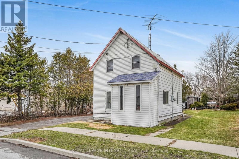 259 Bishop Street North, North Glengarry, Ontario, K0C1A0, North Glengarry, Ontario — photo 1 of 5