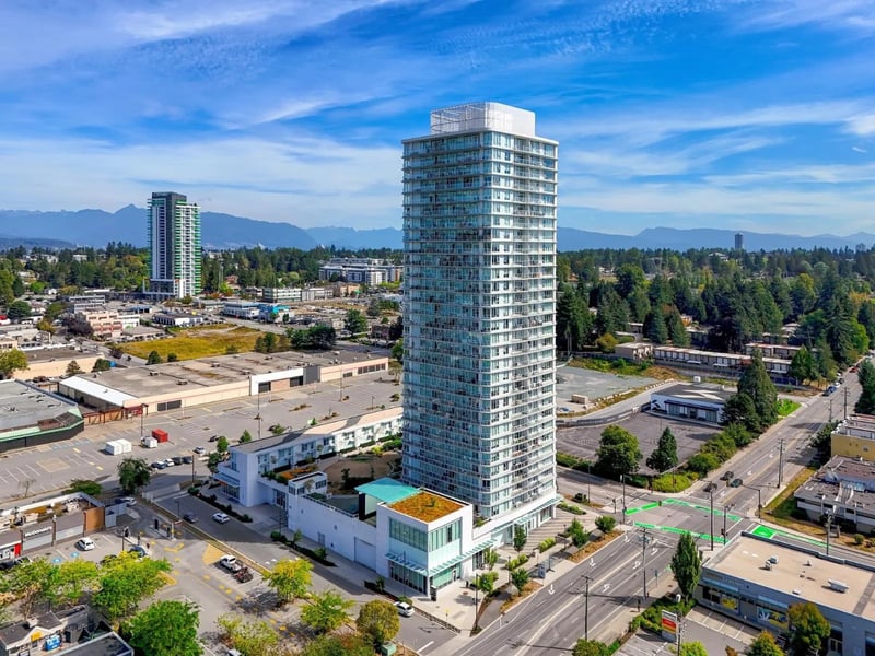 #2610 13685 102 Avenue, Surrey, British Columbia, V3T1N7, Surrey, British Columbia — photo 1 of 5