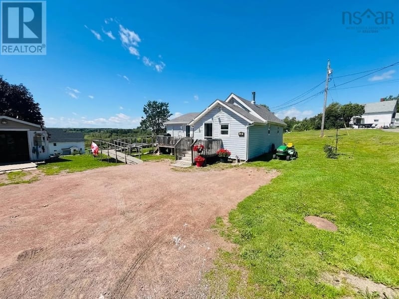 75 Hillside Drive, Maccan, Nova Scotia, B0L1B0, Maccan, Nova Scotia — photo 1 of 5