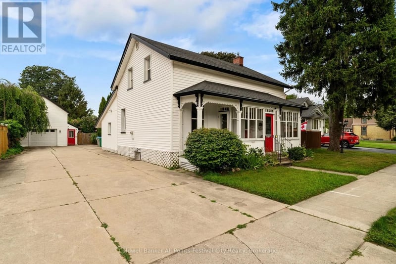 85 Cambria Road North, Goderich (Goderich (Town)), Ontario, N7A2P5, Goderich (Goderich (Town)), Ontario — photo 1 of 5