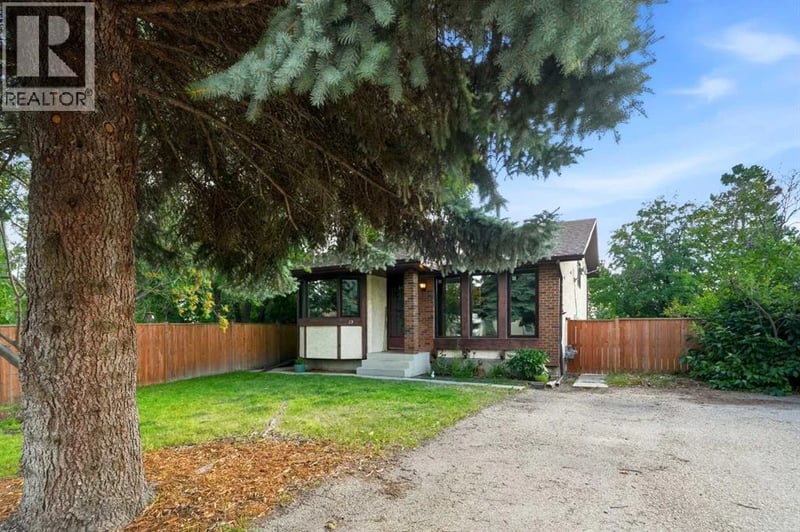 13 Spruce Drive, Lacombe, Alberta, T4L1V2, Lacombe, Alberta — photo 1 of 5
