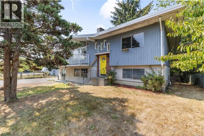 833 Jordon Avenue, Nanaimo, British Columbia, V9R4G9, Nanaimo, British Columbia — photo 1 of 5