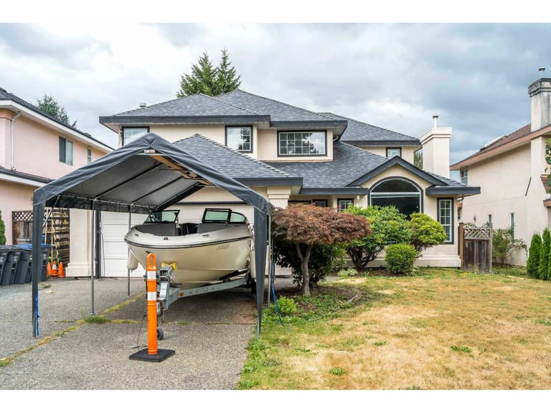 17163 102 Avenue, Surrey, British Columbia, V4N3L4, Surrey, British Columbia — photo 1 of 5