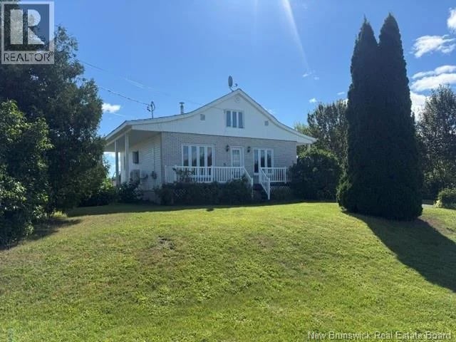 18 Savoie Street, Eel River Crossing, New Brunswick, E8E1T8, Eel River Crossing, New Brunswick — photo 1 of 5