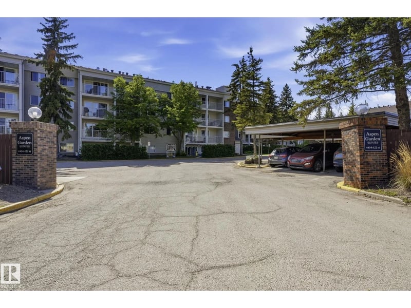 #215 4404 122 ST NW, Edmonton, Alberta, T6J4A9, Edmonton, Alberta — photo 1 of 5