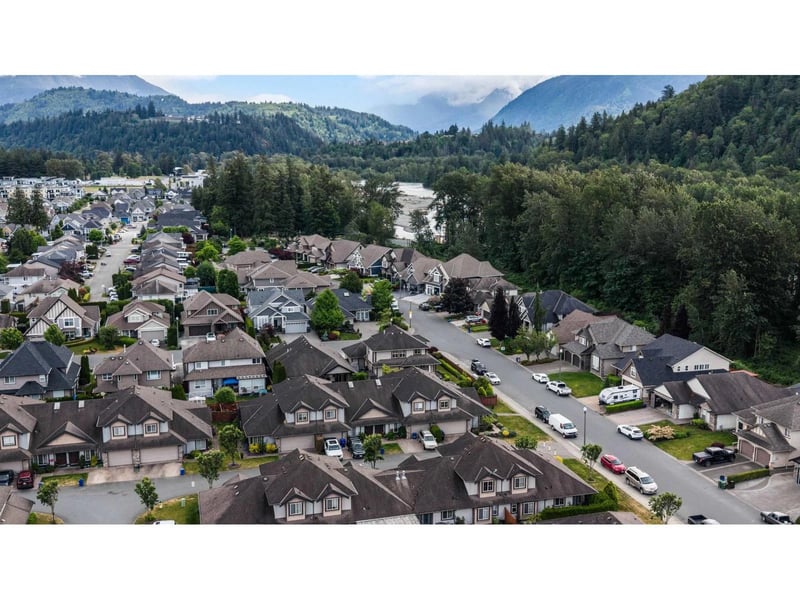 #74 44523 MCLAREN Drive, Chilliwack, British Columbia, V2R0C2, Chilliwack, British Columbia — photo 1 of 5