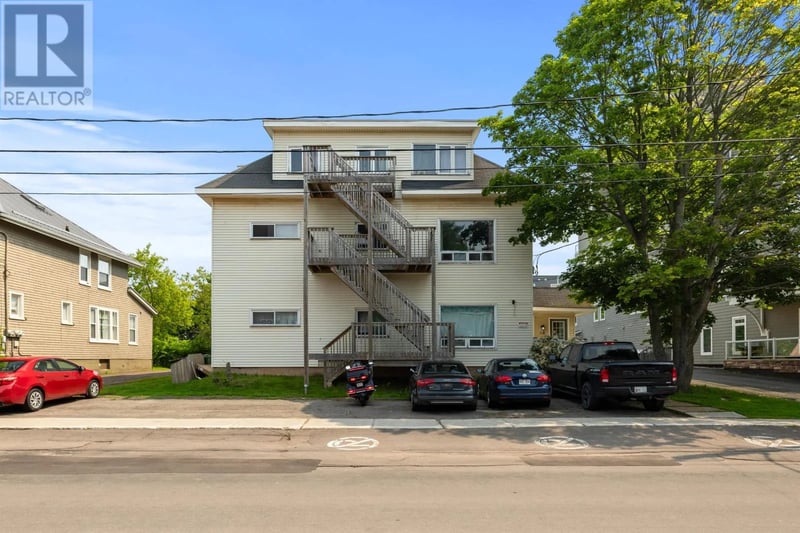 36 Rochford Street, Charlottetown, Prince Edward Island, C1A3T3, Charlottetown, Prince Edward Island — photo 1 of 5