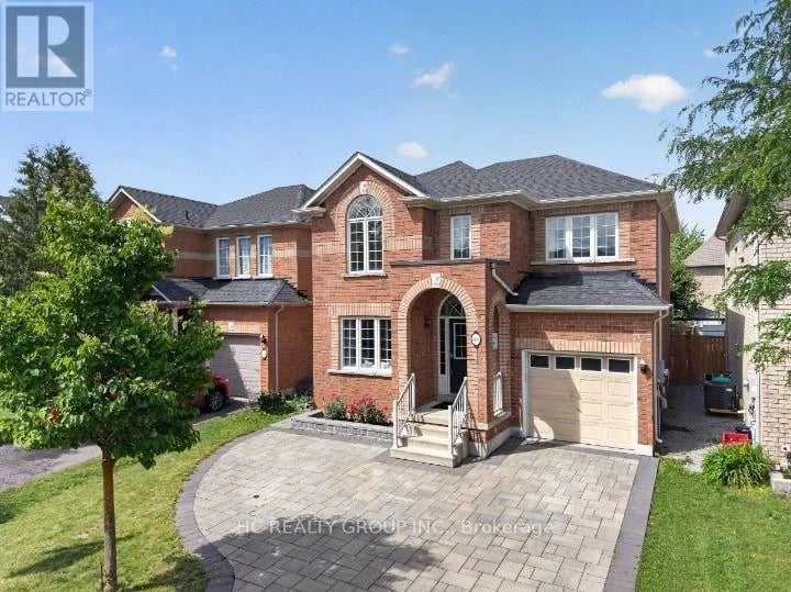 86 Beare Trail, Newmarket (Woodland Hill), Ontario, L3X3B3, Newmarket (Woodland Hill), Ontario — photo 1 of 5
