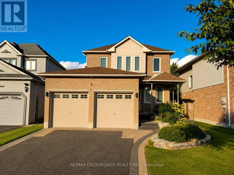 5 Robert Correll Court, Whitby (Rolling Acres), Ontario, L1R2N7, Whitby (Rolling Acres), Ontario — photo 1 of 5