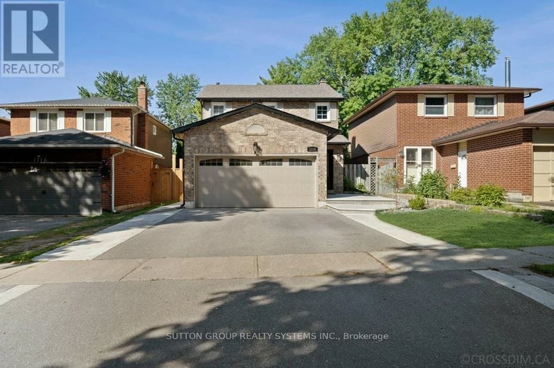 1114 Cedarcroft Crescent, Pickering (Liverpool), Ontario, L1X1R5, Pickering (Liverpool), Ontario — photo 1 of 5