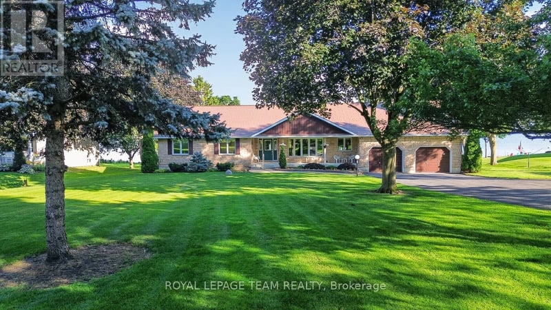 1363 County 2 Road, Augusta, Ontario, K0E1T0, Augusta, Ontario — photo 1 of 5