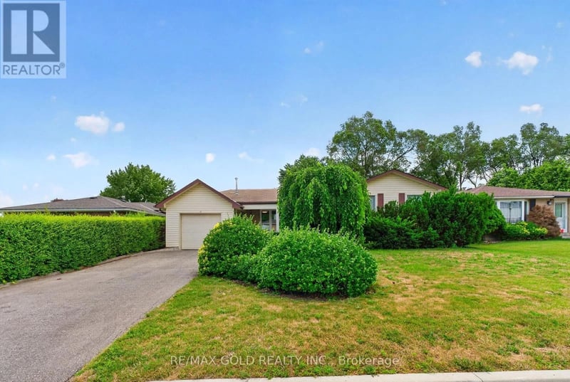 18 Esplanade Road, Brampton (Southgate), Ontario, L6T2C7, Brampton (Southgate), Ontario — photo 1 of 5
