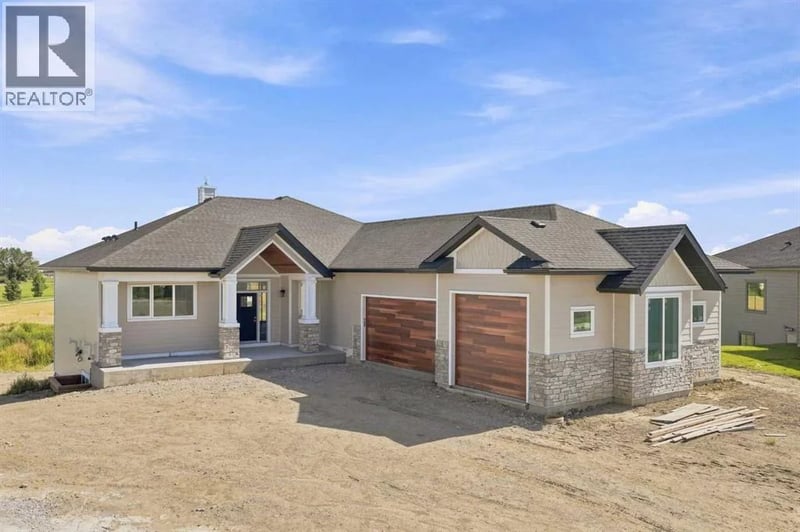 243 Red Tail Ridge Southeast, High River, Alberta, T1V0J8, High River, Alberta — photo 1 of 5