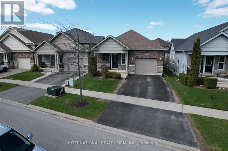 438 Stirling Way, Cobourg, Ontario, K9A0G8, Cobourg, Ontario — photo 1 of 5