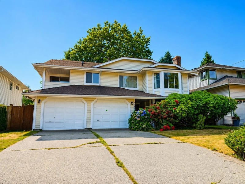 10235 158 Street, Surrey, British Columbia, V4N2G9, Surrey, British Columbia — photo 1 of 5