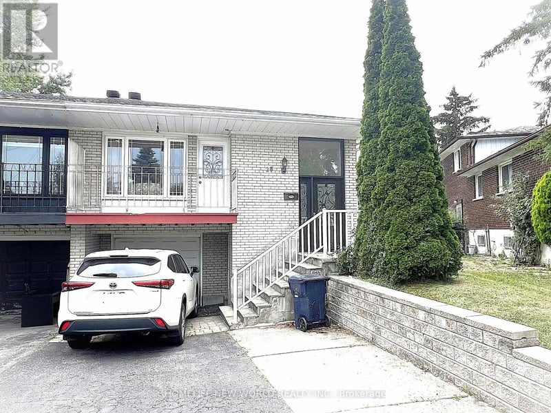 28 Greyhound Drive, Toronto (Bayview Woods-Steeles), Ontario, M2H1K3, Toronto (Bayview Woods-Steeles), Ontario — photo 1 of 5