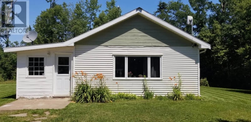 367 Wood Islands Road, Kilmuir, Prince Edward Island, C0A1R0, Kilmuir, Prince Edward Island — photo 1 of 5