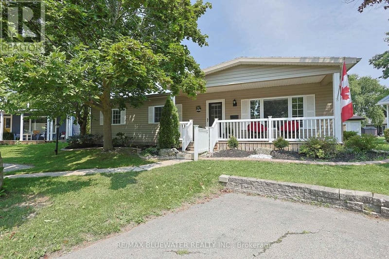 288 Concord Drive, South Huron (Stephen), Ontario, N0M1T0, South Huron (Stephen), Ontario — photo 1 of 5