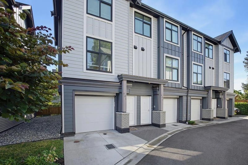 #601 2267 MCKENZIE Road, Abbotsford, British Columbia, V2S0M9, Abbotsford, British Columbia — photo 1 of 5