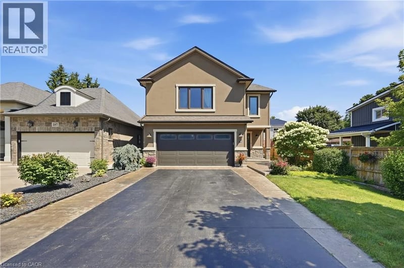 379 MICHAEL Drive, Welland, Ontario, L3C0A5, Welland, Ontario — photo 1 of 5