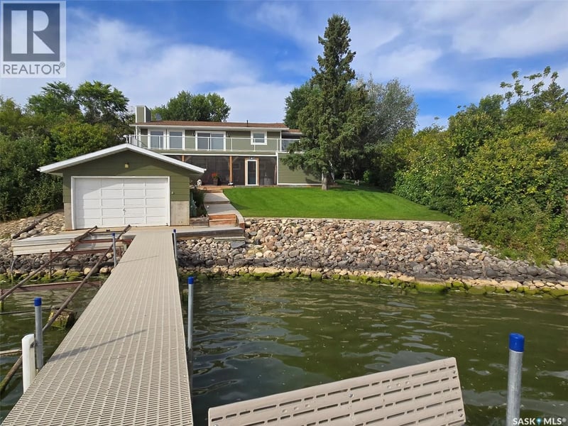 728 Elm Street, Resort Village of Pasqua Lake, Sk., Pasqua Lake, Saskatchewan, S0G1S0, Pasqua Lake, Saskatchewan — photo 1 of 5